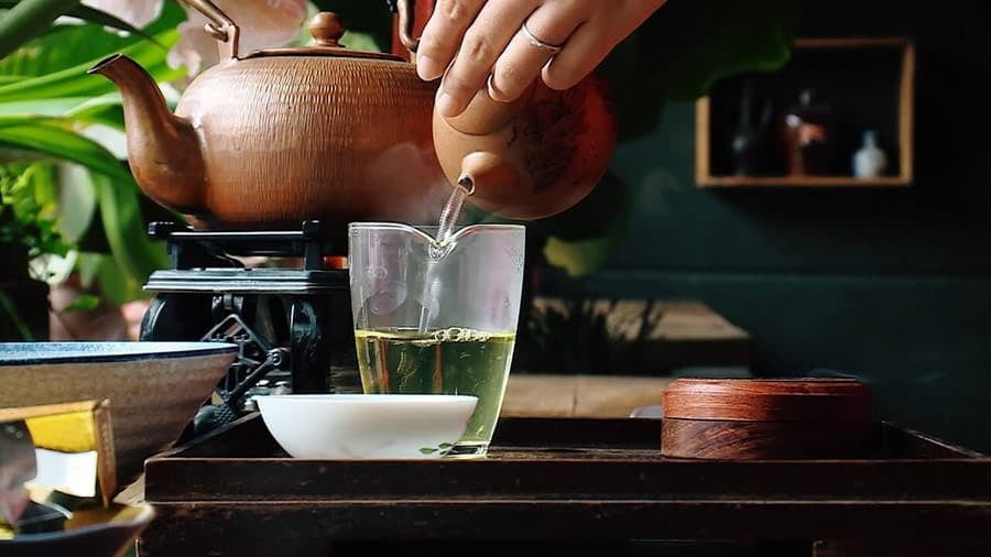 Trà lài Bảo Lộc được xem là thức uống hàng ngày của nhiều người không chỉ bởi hương vị thơm ngon mà còn bởi vì nó có rất nhiều tác dụng tốt đối với sức khoẻ.