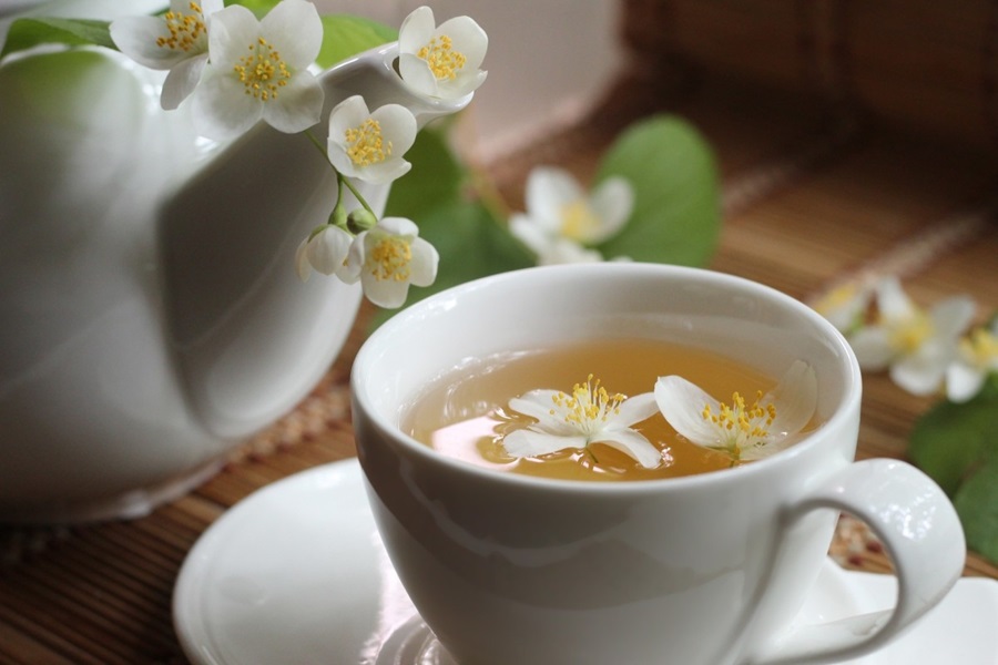 Cách ủ trà nhài pha trà chanh